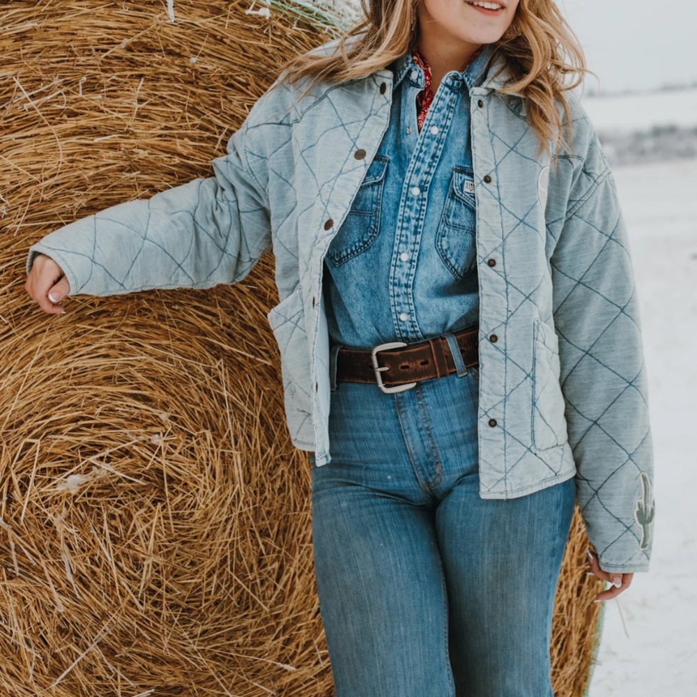 NWT Kimes Ranch Ricon Throw Quilted Jacket in Light Indigo Wash Size Small - Picture 2 of 15